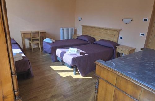 Urbe Hotel | Discover Albergo Minetto: Pet-Friendly & Family-Oriented Stay