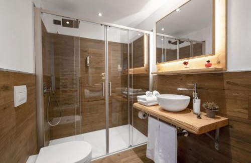 Fai della Paganella Hotel | Pet-Friendly Albergo Miravalle with Spa & Hot Tub Access