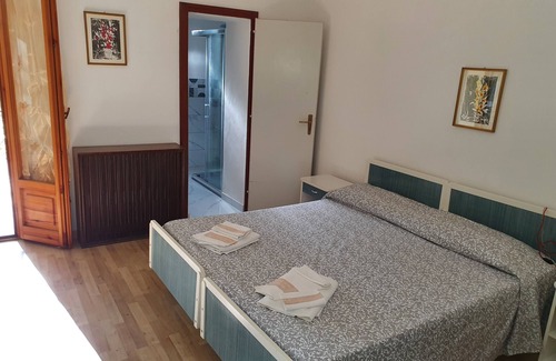 Lizzano in Belvedere Hotel | Albergo Nappini: Family-Friendly Stay with Great Amenities
