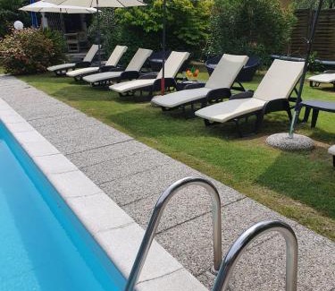 Maccagno Hotel | Albergo Paradiso: Oceanfront Retreat with Hot Tub & Pool