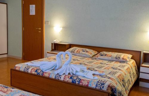 Ponte di Nava Hotel | Discover Albergo Ponte di Nava: Pet-Friendly & Accessible Stay
