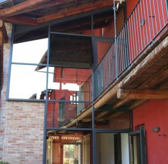 Verduno Hotel | Explore Albergo Real Castello: Pet-Friendly Retreat