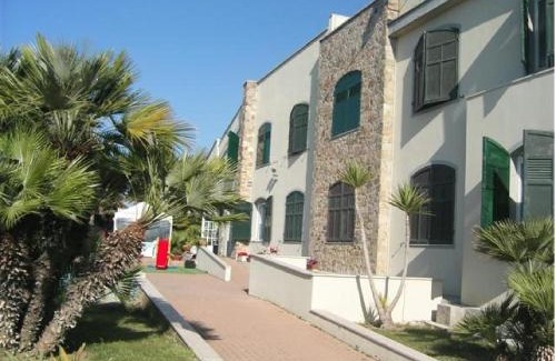 Santo Stefano al Mare Hotel | Discover Albergo Ristorante Lucciola: Pet-Friendly Retreat