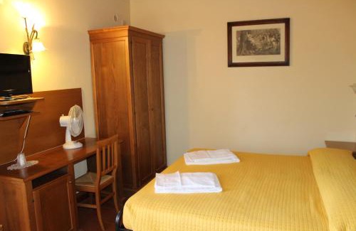 Porrena Hotel | Comfortable Stay at La Torricella with Family-Friendly Amenities