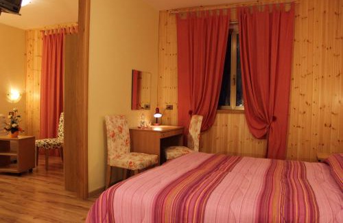 Sigillo Hotel | Relax at Albergo Ristorante Montecucco da Tobia with Pool