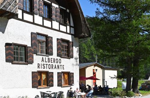 Poschiavo Hotel | Albergo Ristorante Stazione Cavaglia