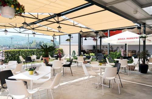 Balerna Hotel | Pet-Friendly Stay at Albergo Ristorante Stazione Balerna