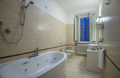 Centro Storico Hotel | Discover Albergo Sant'Emidio: Spa Retreat with Breakfast