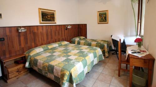 Molini di Triora Hotel | Pet-Friendly Albergo Santo Spirito with Restaurant & Hot Tub