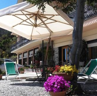 Cinque Terre Hotel | Albergo Suisse Bellevue: Guest Rated 9/10 with Breakfast