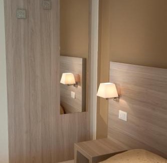 Peschiera del Garda Hotel | Discover Albergo Valentina: Pet-Friendly & Family Approved