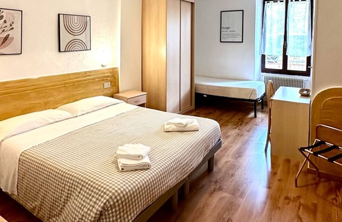 Riva del Garda Hotel | Albergo Varone: Family-Friendly Hotel with Delightful Dining
