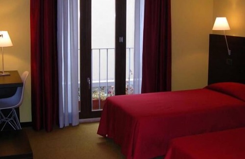 Historic Centre Hotel | Albergo Verdi: Family-Friendly Hotel with Spa & Breakfast