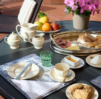 Spoleto Hotel | Pet-Friendly Retreat at Albergo Villa Cristina - 9/10 Rating