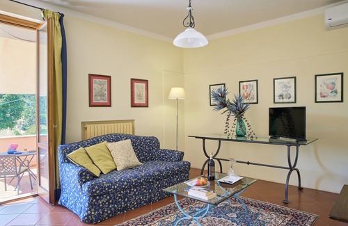 Spoleto Hotel | Stellar Stay at Albergo Villa Cristina with Spa & Breakfast