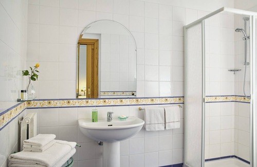 Spoleto Hotel | Stellar Stay at Albergo Villa Cristina with Spa & Breakfast