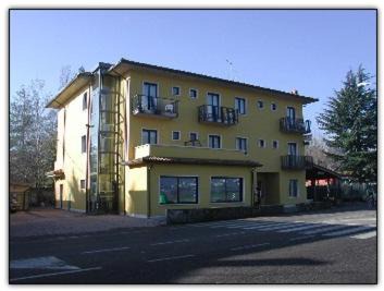 Costermano Hotel | Pet-Friendly Albergo Villa Eva with Excellent Guest Rating