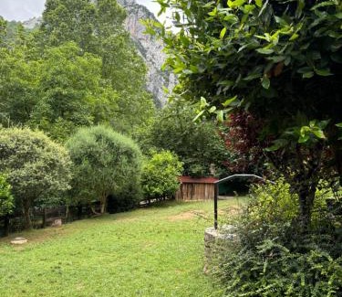 La Hermida House | Welcoming Albergue La HERMIDA: Ideal for Families and Pets