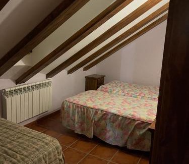Gor Apartment | Family-Friendly Albergue Rural Gorillo – Rated 9.6/10