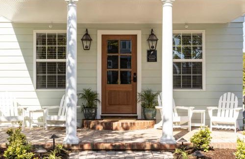 Northeast Virginia Beach Hotel | Perfect Stay at Albermarle #202 - Child Friendly Retreat