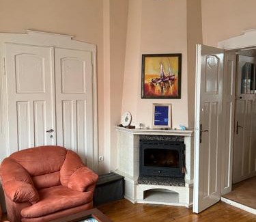 Ruse Center Apartment | Kid-Friendly Albert Guest House with Excellent 9.6 Rating