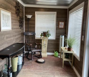 Albert Lea House | Experience the Albert Lea Revival with Family-Friendly Amenities