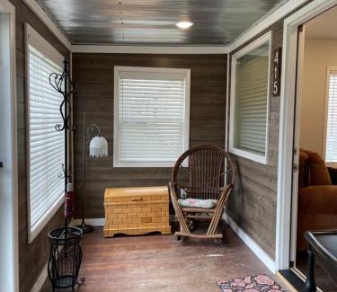 Albert Lea House | Experience the Albert Lea Revival with Family-Friendly Amenities