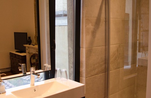Vorst Bed & Breakfast | Eco-Friendly Comfort at Albert Molière - Rated 9.2/10