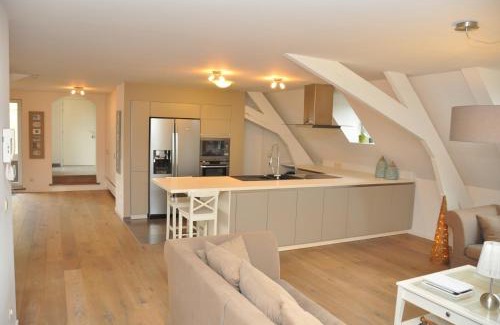 Ieper Apartment | Family-Friendly Stay at Albertushof - Rated 9.3/10!