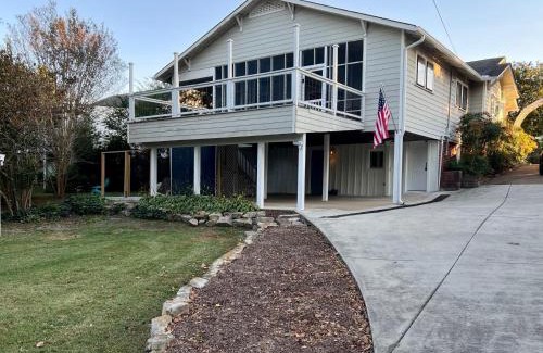 Albertville Apartment | Historic Albertville Retreat: Pet & Child Friendly Stay