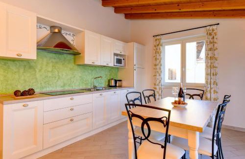 Tignale Apartment | Albicocca: Guest Rated 9.7, Pet and Child Friendly Retreat