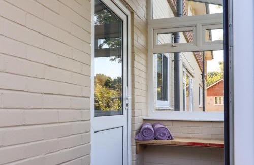 Battle House | Unforgettable Ocean Views at Albies End - 4-Star Retreat