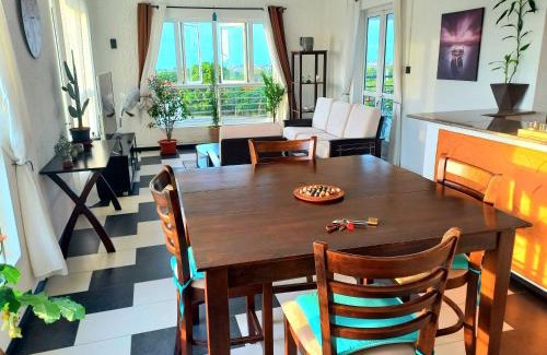Albion House | Albion Paradise: Family-Friendly Stay with Pool Access