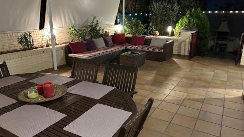 El Albir Apartment | Pet-Friendly Albir Calle Pau Casals with Ocean Views