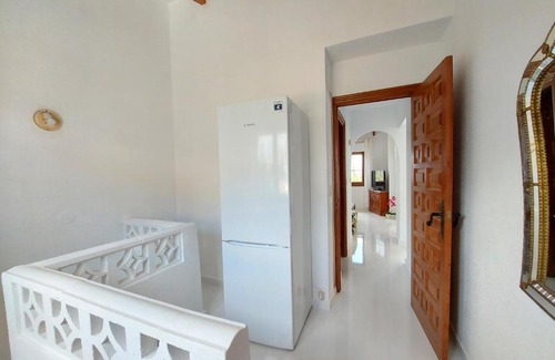El Albir House | Experience Albir Resort: Family-Friendly with Ocean Views