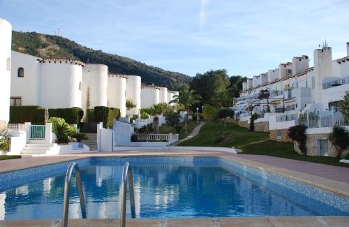 El Albir Apartment | Albiretes: Pet-Friendly Retreat with Pool & Hot Tub