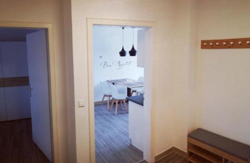 Alt-Grunwinkel Apartment | Albnest - Enjoy Family-Friendly Comfort Near the Alb