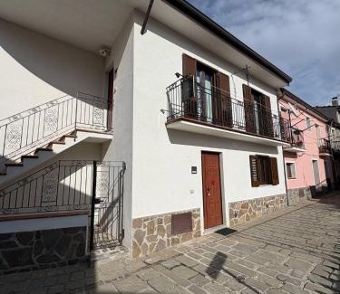 San Severino Lucano Apartment | Pet-Friendly Albori with Ocean View & Perfect 10/10 Rating