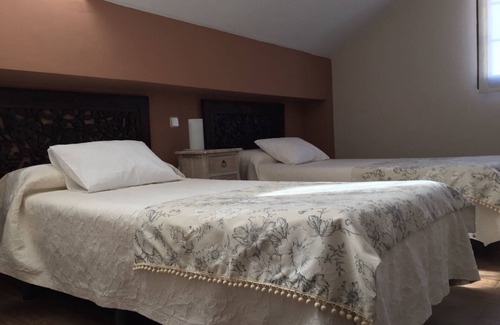 Colmenar del Arroyo Hotel | Exceptional Albus Albi: Spa & Breakfast, Rated 9.8/10