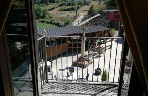 Celanova Hotel | Pet-Friendly Retreat at Alcázar Milmanda with Pool Access