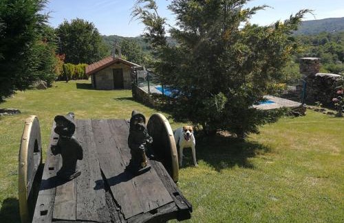 Celanova Hotel | Pet-Friendly Retreat at Alcázar Milmanda with Pool Access