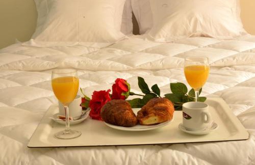 Alcala del Jucar Hotel | Cozy Stay at Alcalá del Jucar Hotel Pelayo with Breakfast