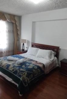 Puente Aranda Apartment | Cozy Alcala for Up to 6 Guests with Hot Tub & Pet Access