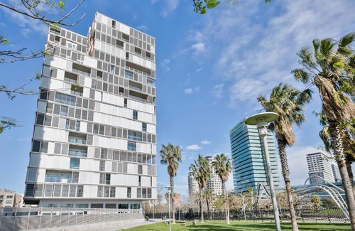 Diagonal Mar i el Front Maritim del Poblenou Apartment | Discover Alcam Llum Deluxe: Pet-Friendly Retreat with Pool