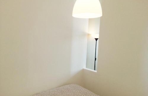 Santo Amaro Apartment | Serene Alcantara Retreat in Lisbon, Perfect for Families