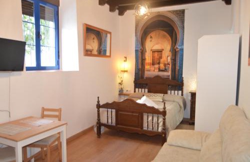 San Basilio Apartment | Top-Rated Alcazar Viejo Parking Hotel in Córdoba