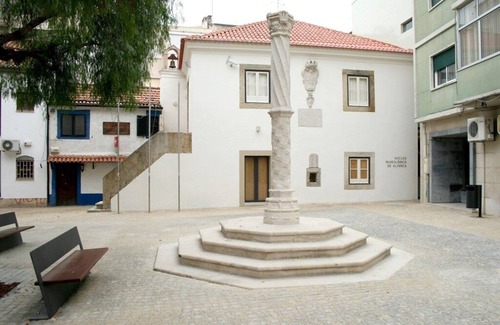 Perofilho Apartment | Alcea Apartment: Family-Friendly Stay in Alverca do Ribatejo