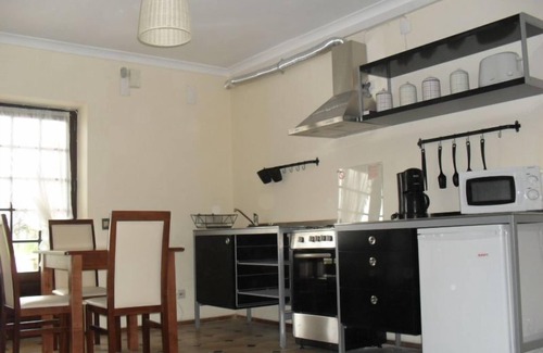 Alcobaca Apartment | Discover Alcobaça: Oceanfront Stay Near Praia S. Martinho
