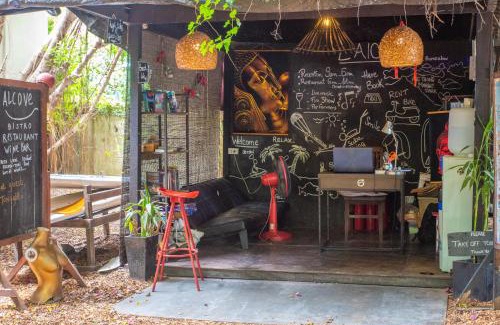 Hin Hong Resort | Oceanfront Alcove Bungalow: Highly Rated Family Retreat