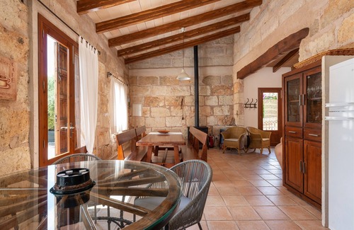 Santa Margalida Villa | ALCUDIOLA - Villa with Private Pool & Free WiFi in Santa Margarita